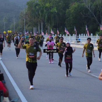 Runner Photo 7108347