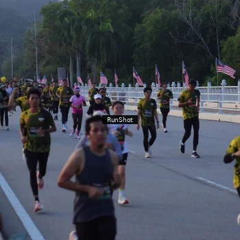 Runner Photo 7108350