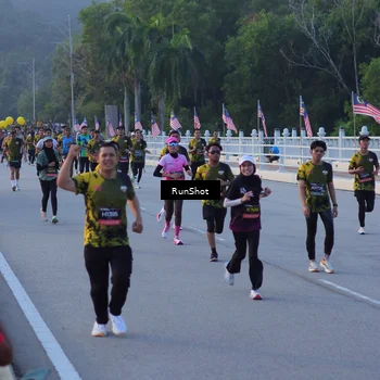 Runner Photo 7108352