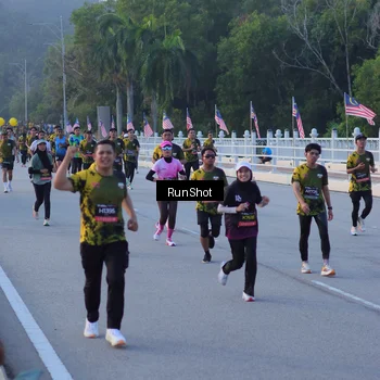 Runner Photo 7108353