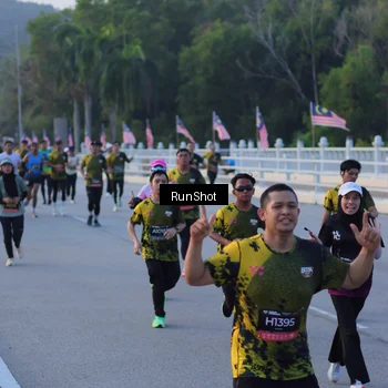 Runner Photo 7108362