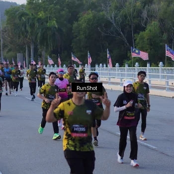 Runner Photo 7108365