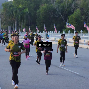 Runner Photo 7108371