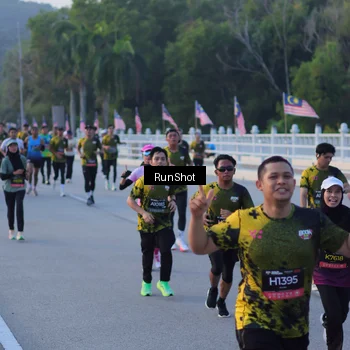 Runner Photo 7108373