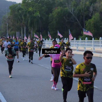 Runner Photo 7108383