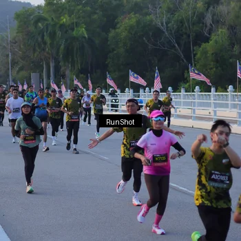 Runner Photo 7108389