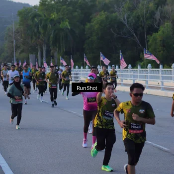 Runner Photo 7108391