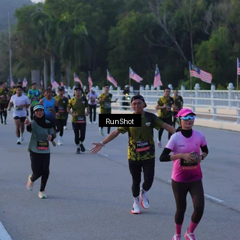 Runner Photo 7108400