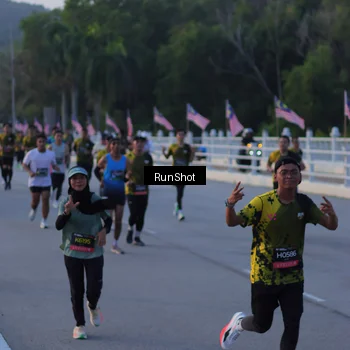 Runner Photo 7108401