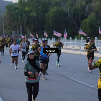 Runner Photo 7108412
