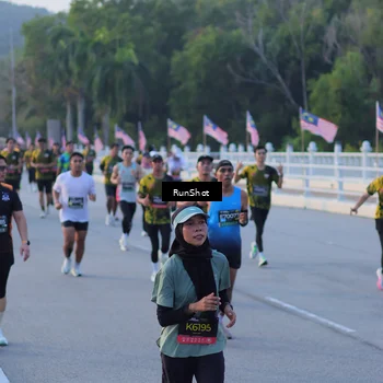 Runner Photo 7108417