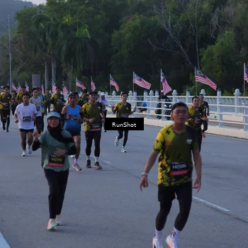Runner Photo 7108422