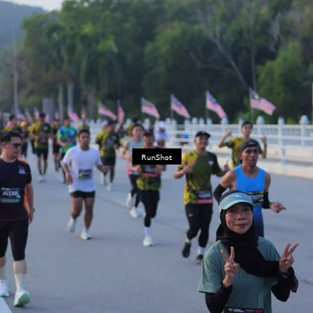 Runner Photo 7108431