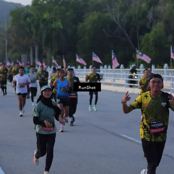Runner Photo 7108444