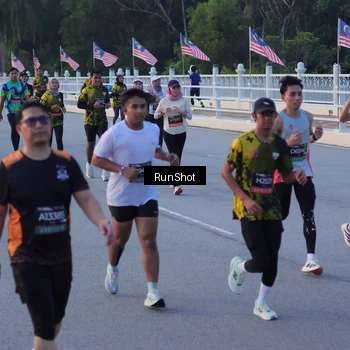 Runner Photo 7108451