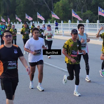 Runner Photo 7108452