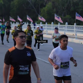 Runner Photo 7108454