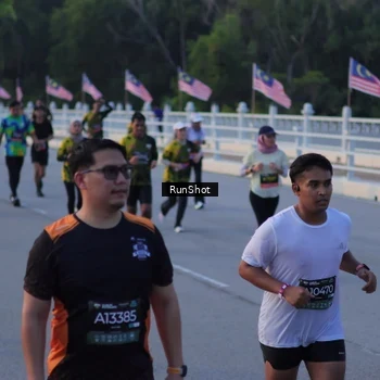 Runner Photo 7108455