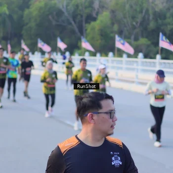 Runner Photo 7108465