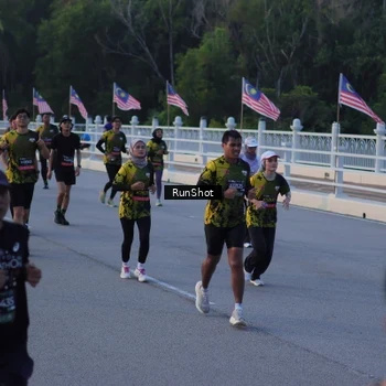 Runner Photo 7108470