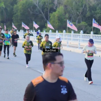 Runner Photo 7108478
