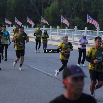 Runner Photo 7108485