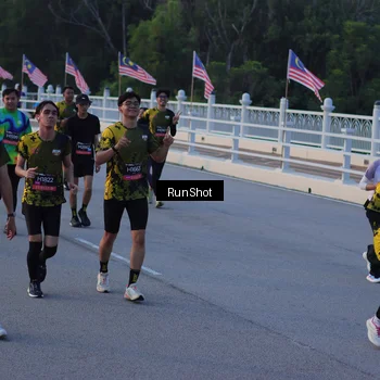 Runner Photo 7108498
