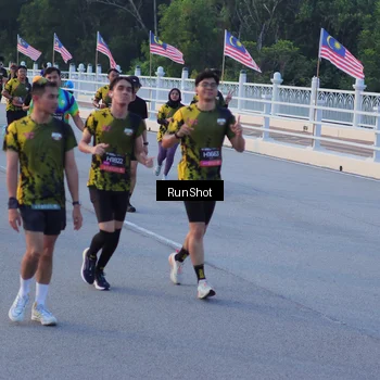 Runner Photo 7108506