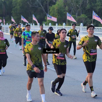 Runner Photo 7108508