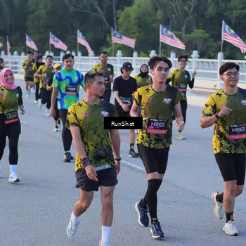 Runner Photo 7108511