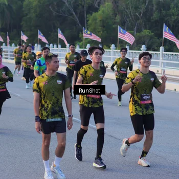 Runner Photo 7108516