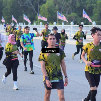 Runner Photo 7108518