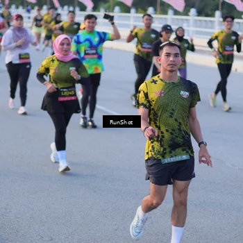 Runner Photo 7108524