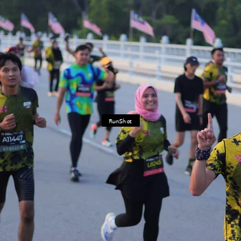 Runner Photo 7108540
