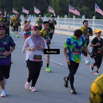 Runner Photo 7108553