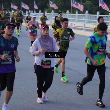 Runner Photo 7108561