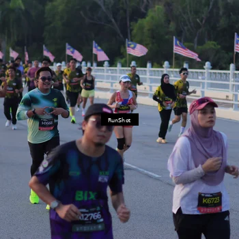 Runner Photo 7108565