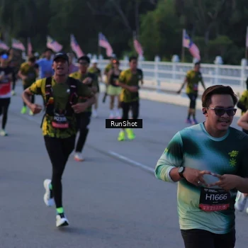 Runner Photo 7108574