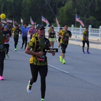 Runner Photo 7108577