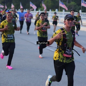 Runner Photo 7108583