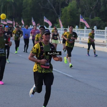 Runner Photo 7108587