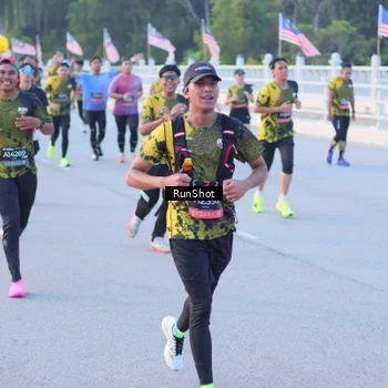 Runner Photo 7108588