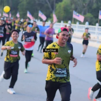 Runner Photo 7108593