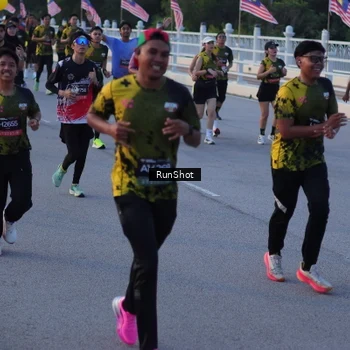 Runner Photo 7108597