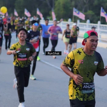 Runner Photo 7108599