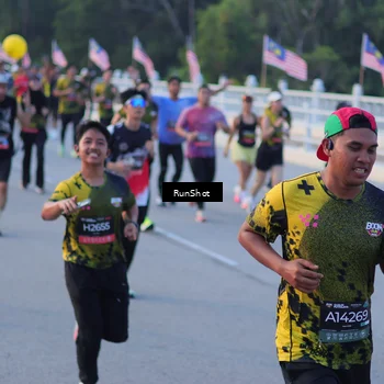Runner Photo 7108605
