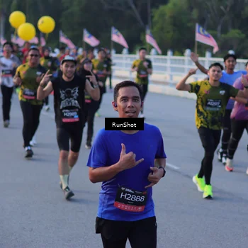 Runner Photo 7108610