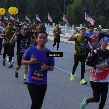 Runner Photo 7108616