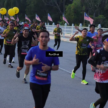 Runner Photo 7108617
