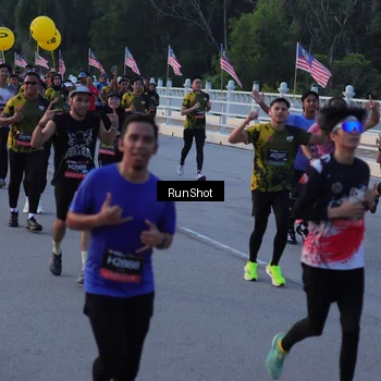 Runner Photo 7108619